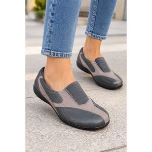 Clarks Bendables Shoes 7.5 Gray Leather Slip On Loafers Comfort Great for Fall